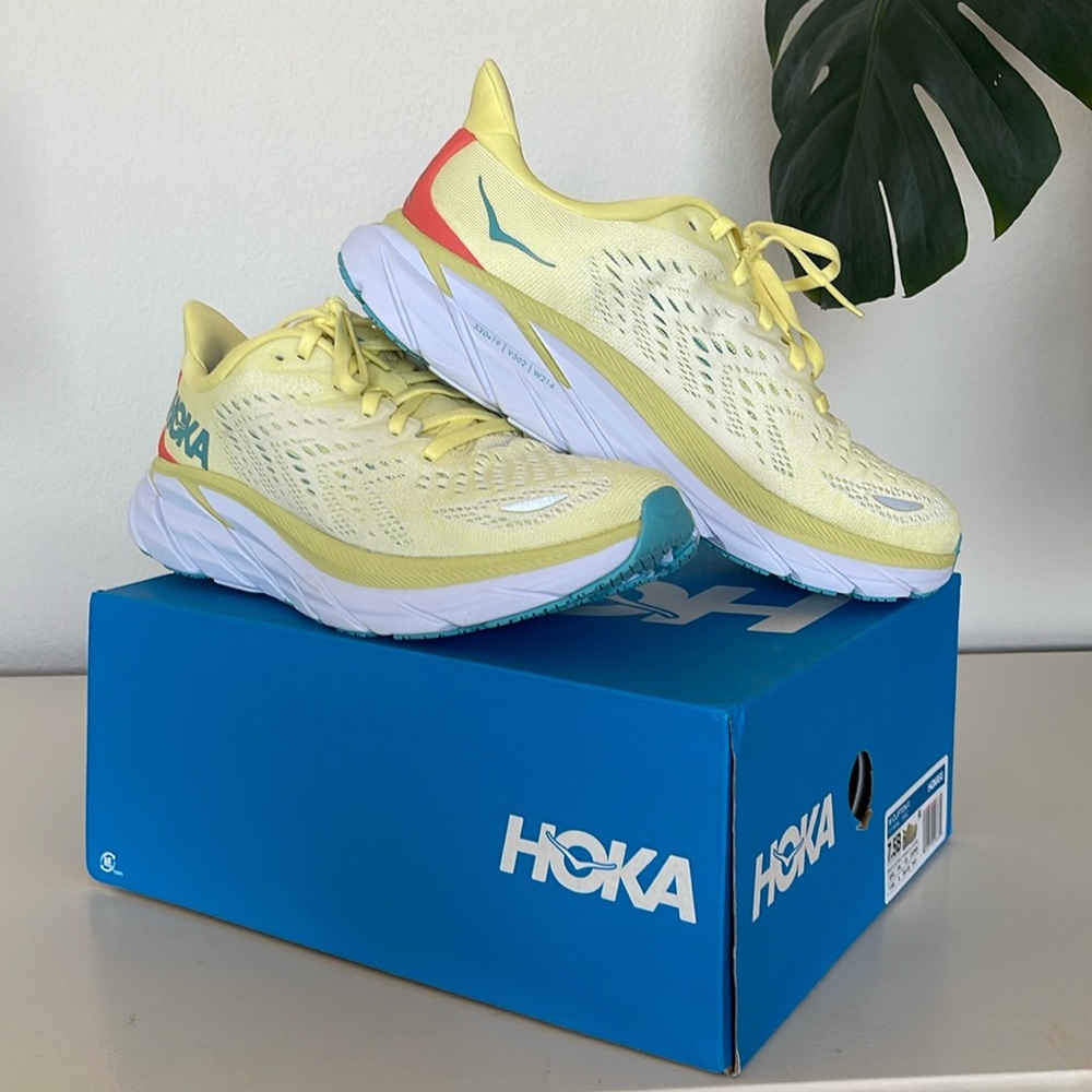 Excellent-like new condition Hoka women’s Clifton running shoes